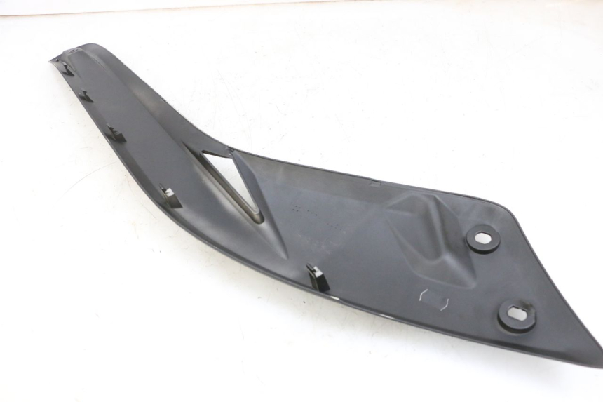 photo de Giunzione pedale sinistro YAMAHA X-MAX XMAX 125 (2010 - 2013) - Zoom sullo stato d'uso