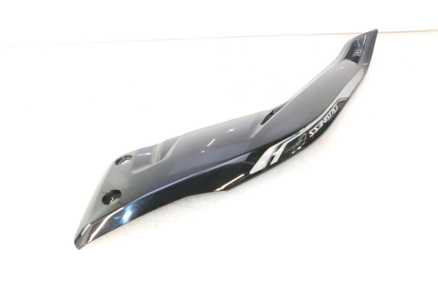 photo de Giunzione pedale sinistro YAMAHA X-MAX XMAX 125 (2010 - 2013) - Primo piano tecnico