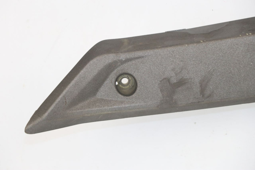 photo de CARENA PEDANA CONGIUNZIONE SINISTRA KYMCO XCITING 500 (2007 - 2010) - Foto prodotto supplementare