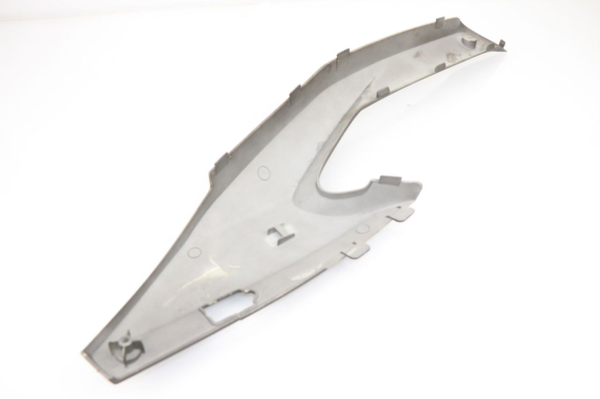 photo de CARENA PEDANA CONGIUNZIONE SINISTRA KYMCO XCITING 500 (2007 - 2010) - Vista d'insieme del prodotto