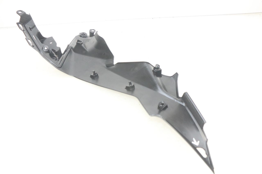 photo de GIUNZIONE PEDANA SINISTRA KAWASAKI Z 650 (2016 - 2019) - Altra angolazione