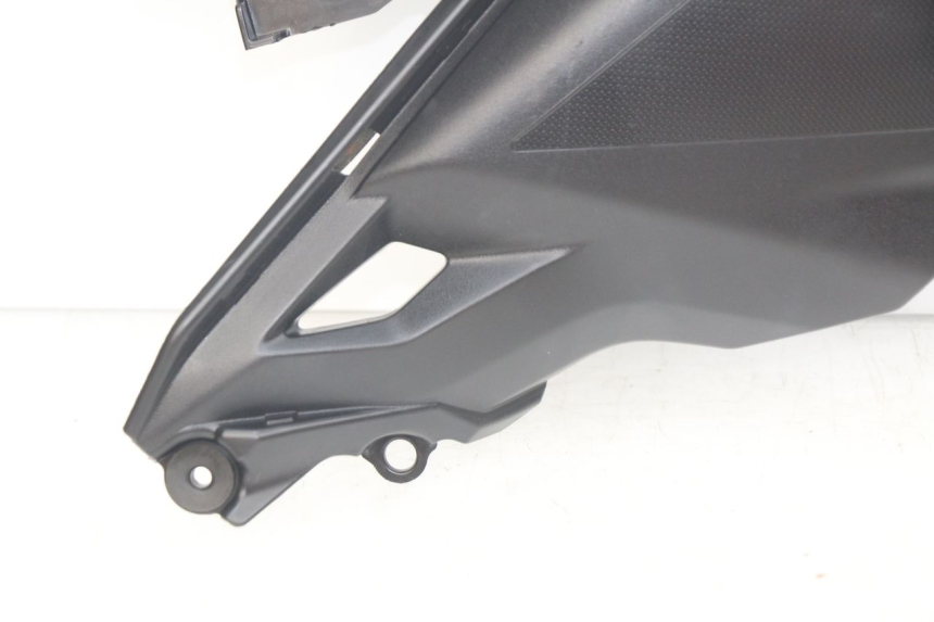 photo de GIUNZIONE PEDANA SINISTRA KAWASAKI Z 650 (2016 - 2019) - Ricambio usato controllato