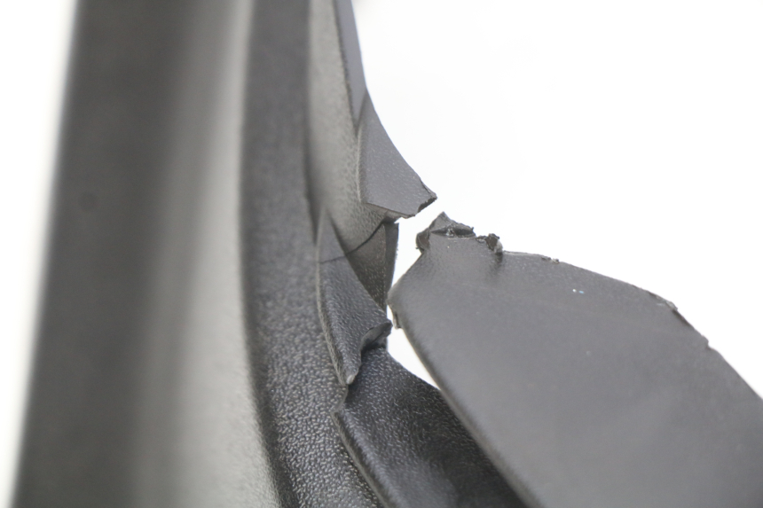 photo de GIUNZIONE PEDANA PIAGGIO LIBERTY IGET S 125 (2016 - 2020) - Zoom sullo stato d'uso