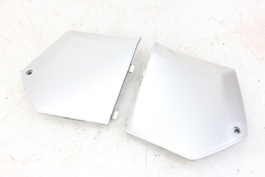 photo de CARENA PEDANA CONGIUNZIONE PIAGGIO MP3 LT 300 (2010 - 2016) - Vista principale