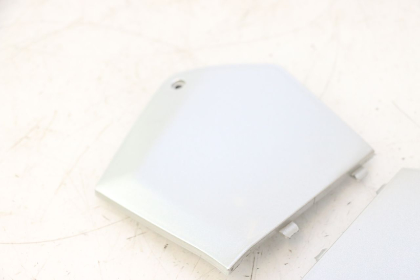 photo de JUNZIONE PEDANA PIAGGIO MP3 LT 400 (2007 - 2012) - Primo piano tecnico