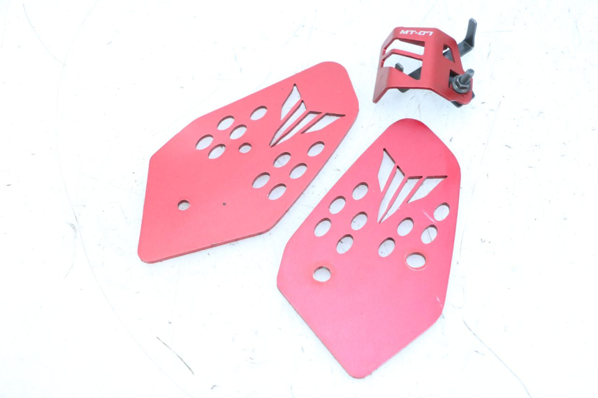 photo de CARENA PEDANA CONGIUNZIONE YAMAHA MT-07 MT07 ABS 700 (2018 - 2020) - Vista principale