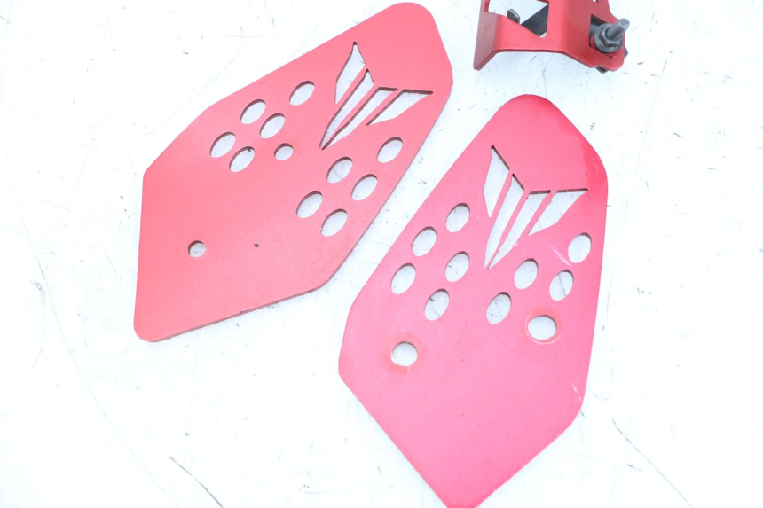 photo de CARENA PEDANA CONGIUNZIONE YAMAHA MT-07 MT07 ABS 700 (2018 - 2020) - Dettagli dei punti di fissaggio