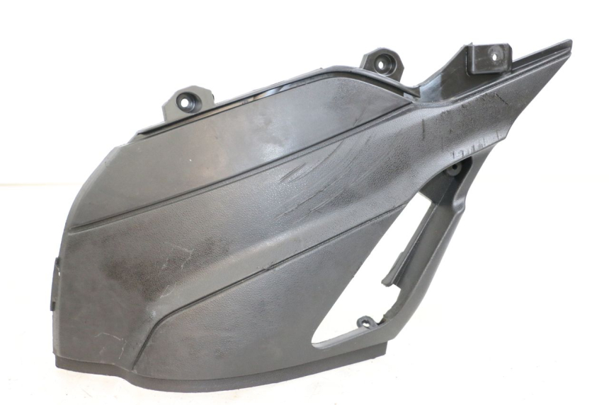 photo de CARENA PEDANA CONGIUNZIONE PIAGGIO NEW TYPHOON 50 (2018 - 2021) - Altra vista dell'articolo