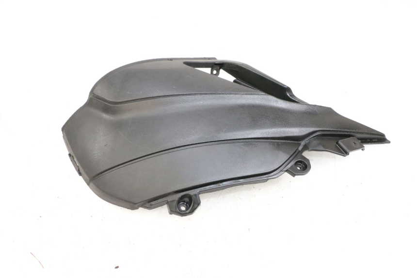 photo de CARENA PEDANA CONGIUNZIONE PIAGGIO NEW TYPHOON 50 (2018 - 2021) - Zoom sullo stato d'uso