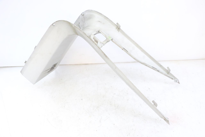 photo de CARENA PEDANA CONGIUNZIONE PEUGEOT SATELIS 250 (2006 - 2012) - Zoom sullo stato d'uso