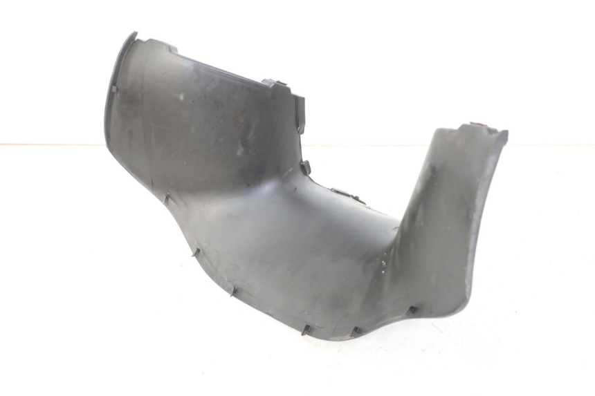 photo de CARENA PEDANA CONGIUNZIONE APRILIA SCARABEO GT TOURING 125 (1999 - 2005) - Primo piano tecnico