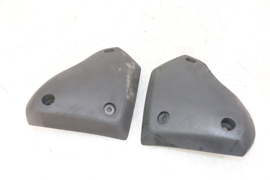 photo de CARENA PEDANA CONGIUNZIONE PEUGEOT STREETZONE I 2T 50 (2018 - 2020) - Primo piano tecnico