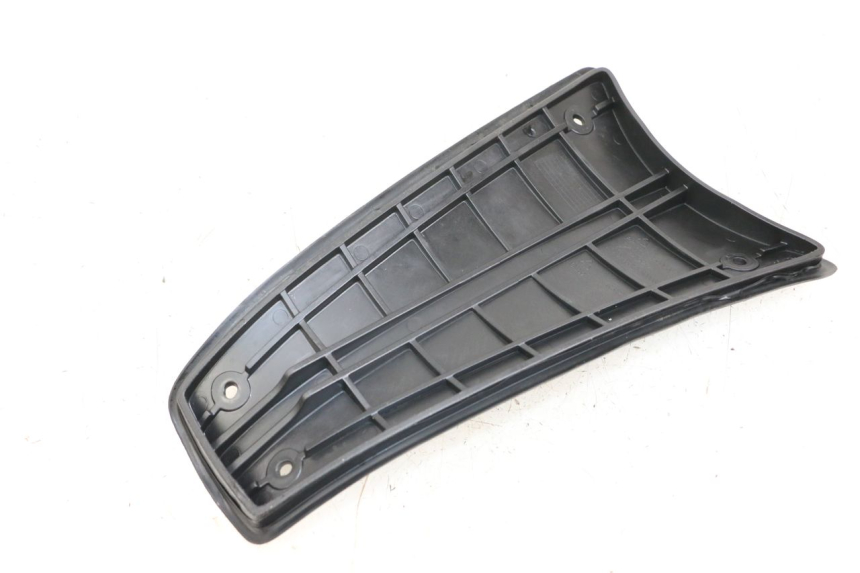 photo de CARENA PEDANA CONGIUNZIONE PIAGGIO VESPA PRIMAVERA 4T 50 (2021 - 2024) - Dettaglio del componente