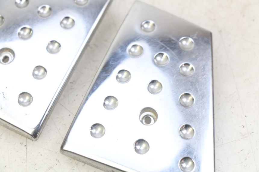 photo de JUNZIONE PEDANA PIAGGIO X8 125 (2004 - 2007) - Altra angolazione