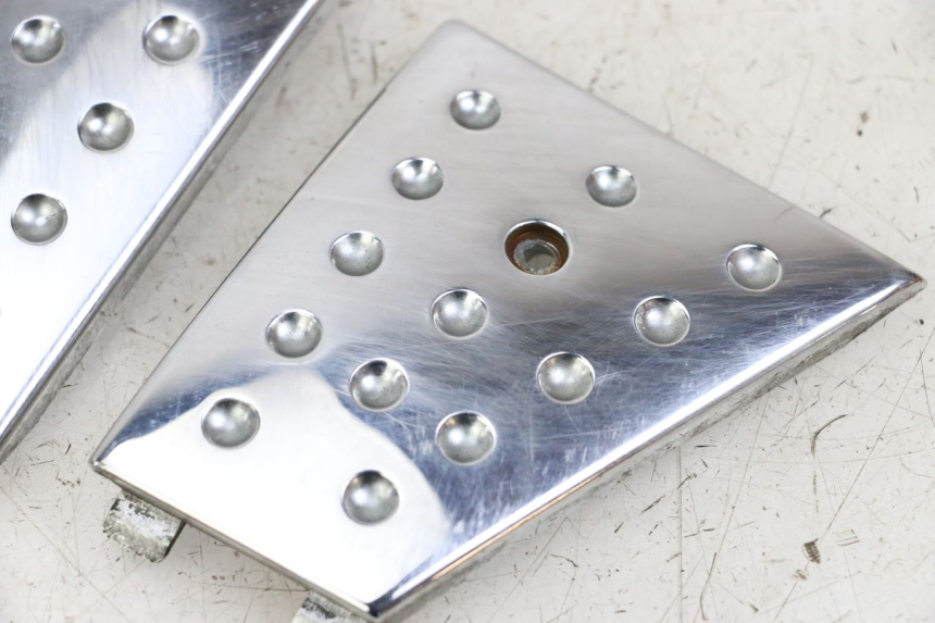 photo de JUNZIONE PEDANA PIAGGIO X8 125 (2004 - 2007) - Altra angolazione