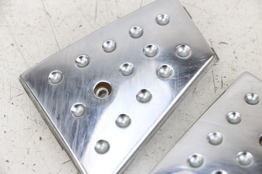 photo de JUNZIONE PEDANA PIAGGIO X8 125 (2004 - 2007) - Primo piano tecnico