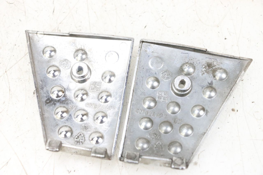 photo de JUNZIONE PEDANA PIAGGIO X8 125 (2004 - 2007) - Altra angolazione