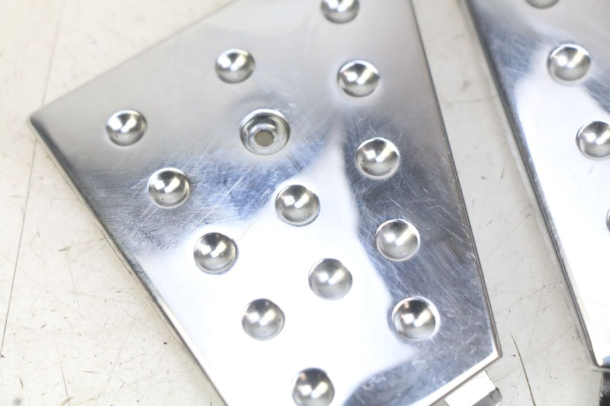 photo de GIUNZIONE PEDANA PIAGGIO XEVO - X EVO 125 (2007 - 2017) - Altra angolazione