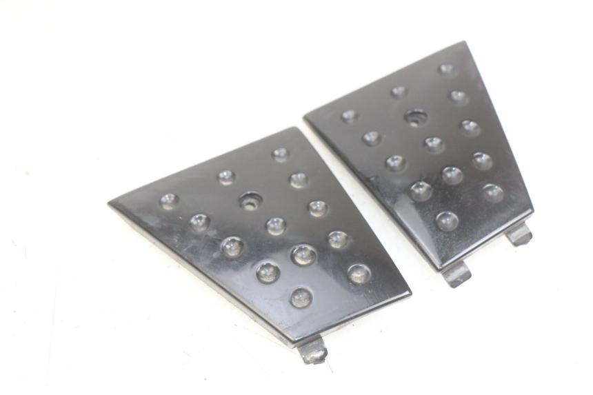 photo de GIUNZIONE PEDANA PIAGGIO XEVO - X EVO 125 (2007 - 2017) - Vista principale