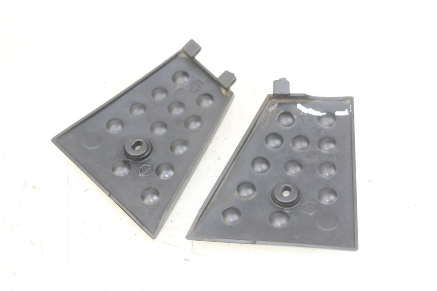 photo de GIUNZIONE PEDANA PIAGGIO XEVO - X EVO 125 (2007 - 2017) - Dettaglio del componente