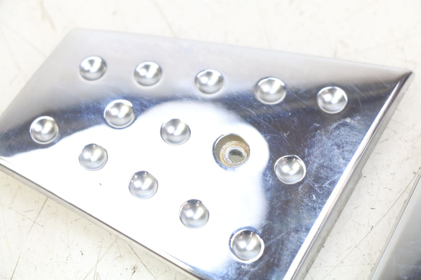 photo de GIUNZIONE PEDANA PIAGGIO XEVO - X EVO 125 (2007 - 2017) - Altra angolazione