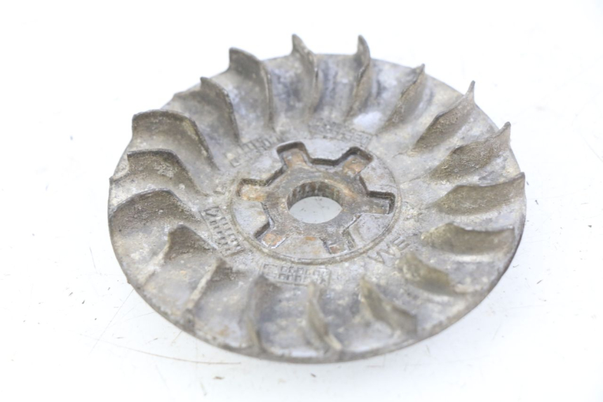 photo de JOUE FISSO YAMAHA JOG R LC 50 (2004 - 2014) - Dettaglio del componente