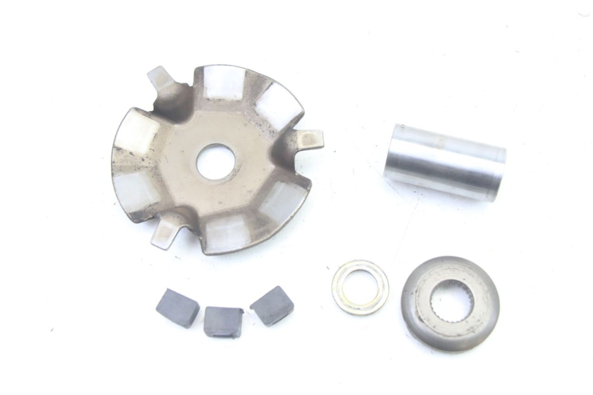 photo de VARIATORE PEUGEOT TWEET 4T 50 (2014 - 2019) - Dettaglio del componente