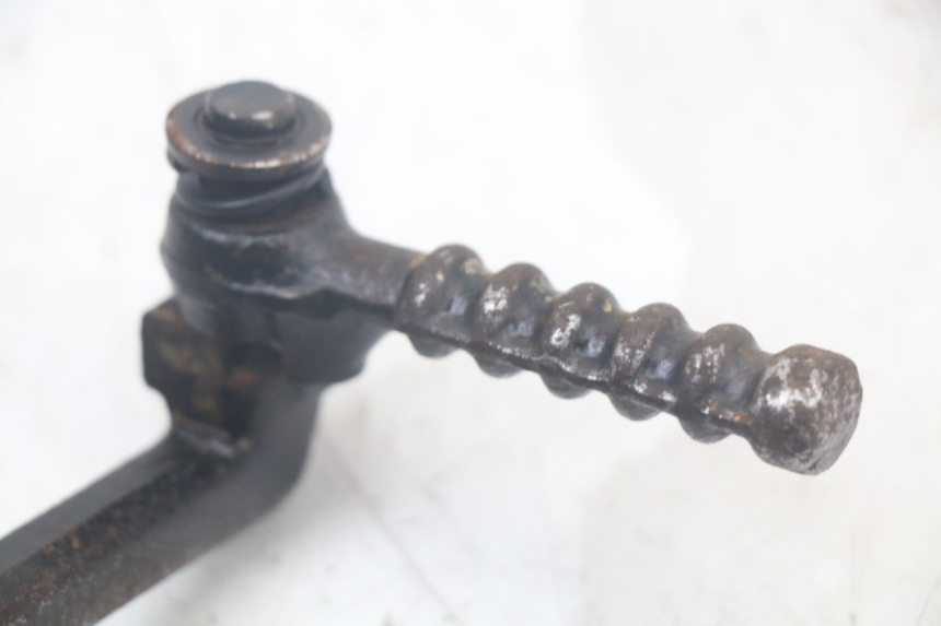 photo de KICK KYMCO AGILITY 4T 50 (2018 - 2022) - Dettagli dei punti di fissaggio