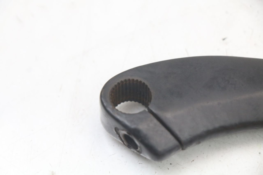 photo de KICK PEUGEOT KISBEE 2T 50 (2010 - 2017) - Dettaglio del componente