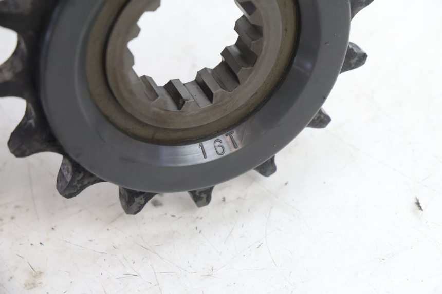 photo de KIT CATENA YAMAHA FZ8 800 (2010 - 2016) - Primo piano tecnico