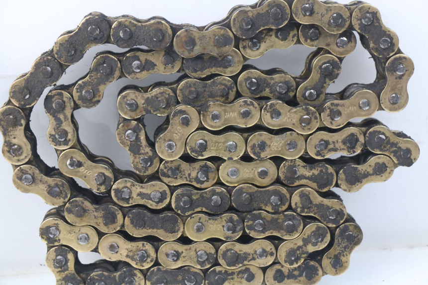 photo de KIT TRASMISSIONE TRIUMPH SPRINT ST ABS 1050 (2005 - 2007) - Stato della superficie e materiale