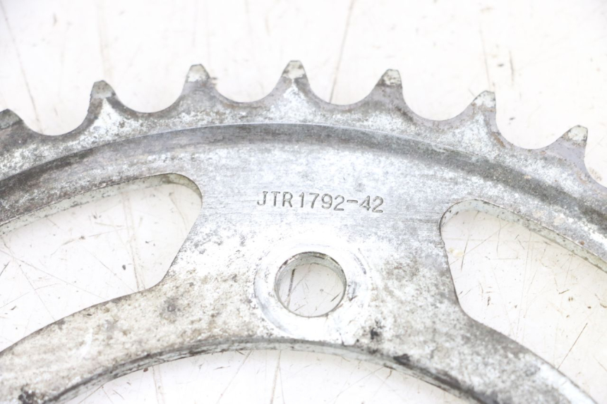 photo de KIT TRASMISSIONE SUZUKI GSR 750 (2011 - 2017) - Zoom sullo stato d'uso