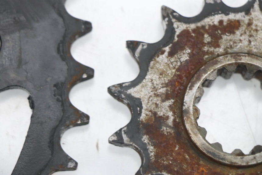 photo de KIT CATENA HONDA VTR F FIRESTORM 1000 (1997 - 2001) - Vista d'insieme del prodotto