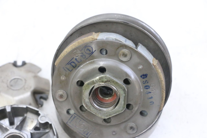 photo de KIT FRIZIONE VARIATORE KYMCO AGILITY 4T 50 (2005 - 2018) - Altra vista dell'articolo