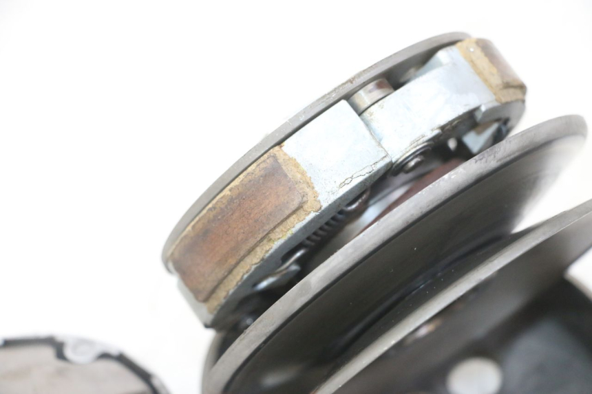 photo de KIT FRIZIONE VARIATORE KYMCO AGILITY 4T 50 (2005 - 2018) - Altra angolazione