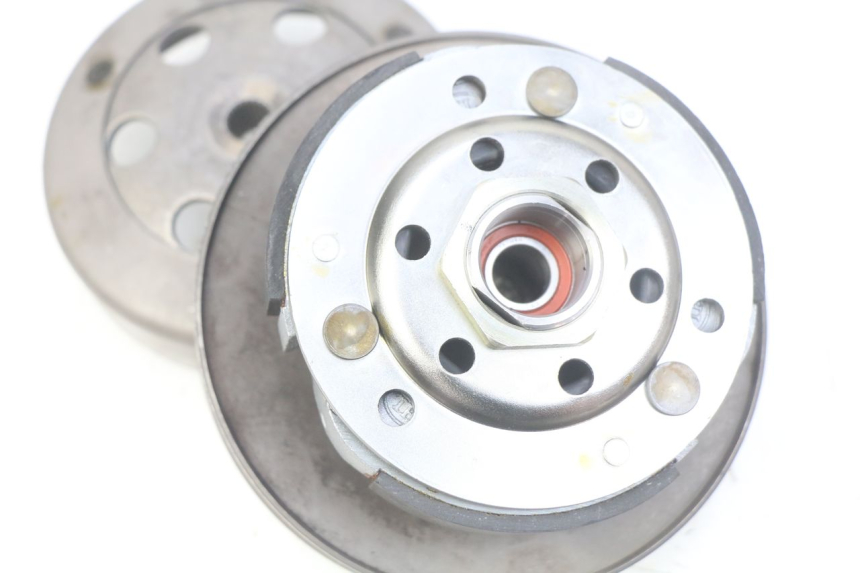 photo de KIT FRIZIONE VARIATORE PIAGGIO VESPA LX 2T 50 (2005 - 2013) - Altra vista dell'articolo