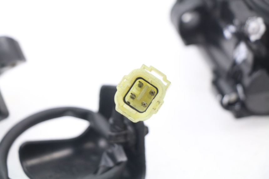 photo de KIT SERRATURE CDI HONDA CBR RR FIREBLADE 1000 (2006 - 2007) - Dettagli dei punti di fissaggio