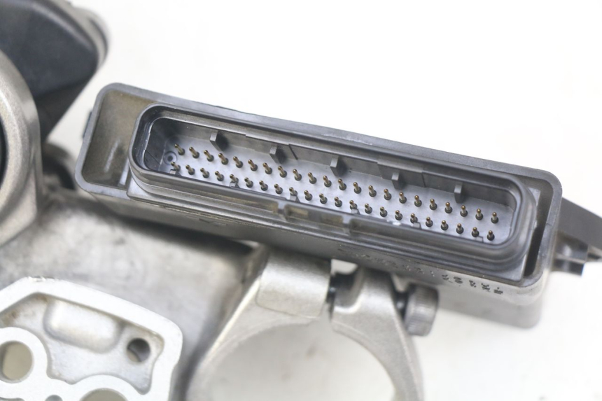 photo de KIT CHIAVE SERRATURA CDI NEIMAN YAMAHA FJR ABS 1300 (2006 - 2012) - Altra vista dell'articolo