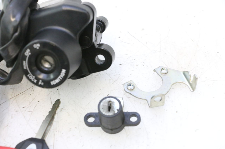 photo de KIT SERRATURE CDI YAMAHA FZ8 800 (2010 - 2016) - Primo piano tecnico