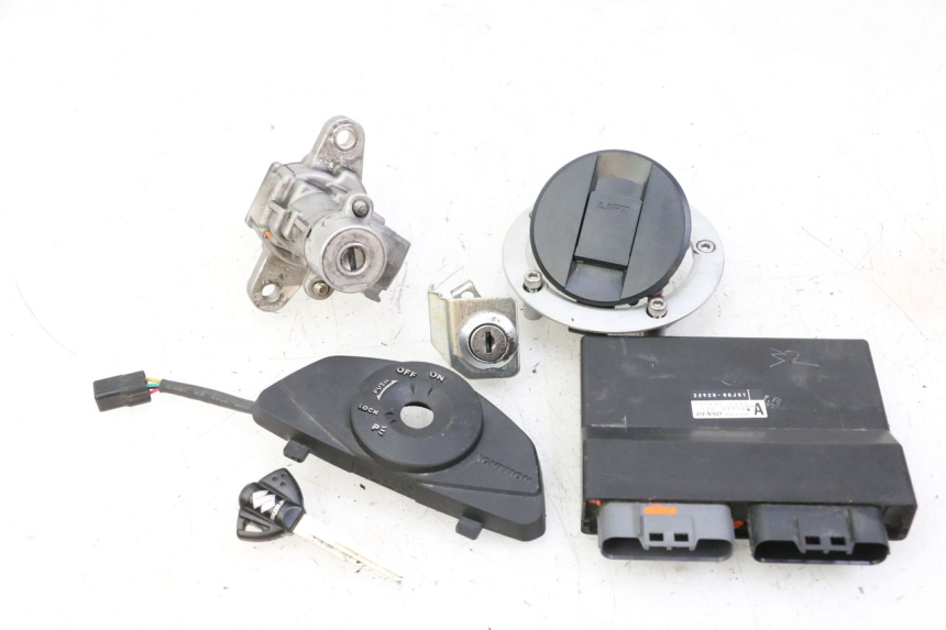 photo de KIT SERRATURE CDI SUZUKI GSR 750 (2011 - 2017) - Vista principale