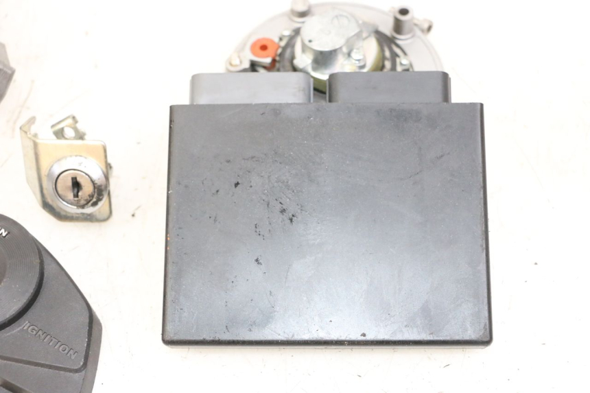 photo de KIT SERRATURE CDI SUZUKI GSR 750 (2011 - 2017) - Caratteristiche distintive