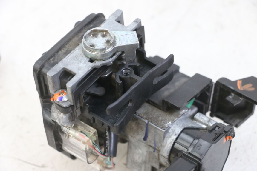 photo de KIT SERRATURE CDI HONDA SH i 300 (2015 - 2020) - Zoom sullo stato d'uso