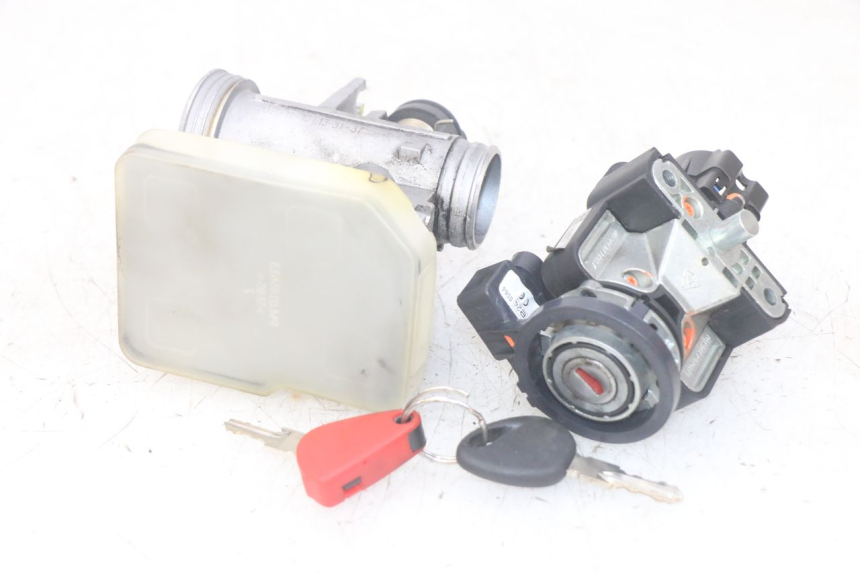 photo de KIT SERRATURE CDI PIAGGIO MP3 HPE 300 (2019 - 2026) - Vista principale