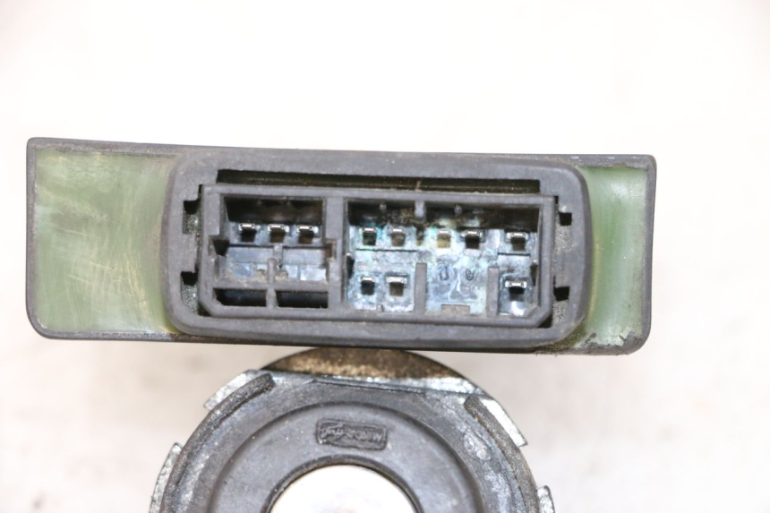 photo de KIT CHIAVE SERRATURA CDI NEIMAN PIAGGIO X8 125 (2004 - 2007) - Zoom sullo stato d'uso