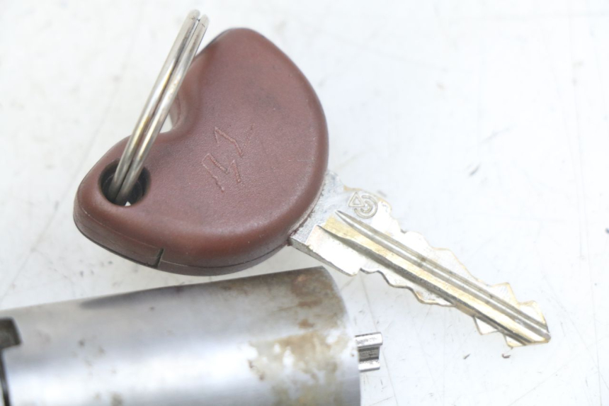 photo de KIT CHIAVE SERRATURA CDI NEIMAN PIAGGIO X9 EVOLUTION 125 (2003 - 2007) - Altra angolazione