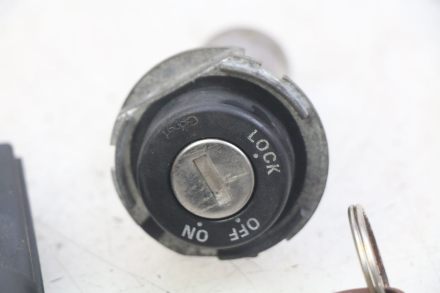 photo de KIT CHIAVE SERRATURA CDI NEIMAN PIAGGIO X9 EVOLUTION 125 (2003 - 2007) - Vista d'insieme del prodotto