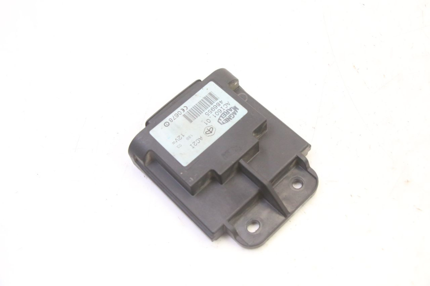 photo de KIT CHIAVE SERRATURA CDI NEIMAN PIAGGIO X9 EVOLUTION 125 (2003 - 2007) - Altra vista dell'articolo