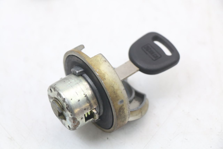 photo de KIT CHIAVE SERRATURA NEIMAN KYMCO AGILITY 4T 50 (2005 - 2018) - Marcature e riferimenti originali