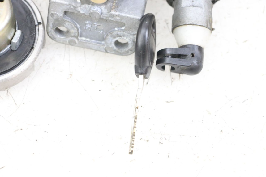 photo de KIT CHIAVE BLOCCO NEIMAN KYMCO AGILITY RS 4T 50 (2009 - 2013) - Dettaglio del componente