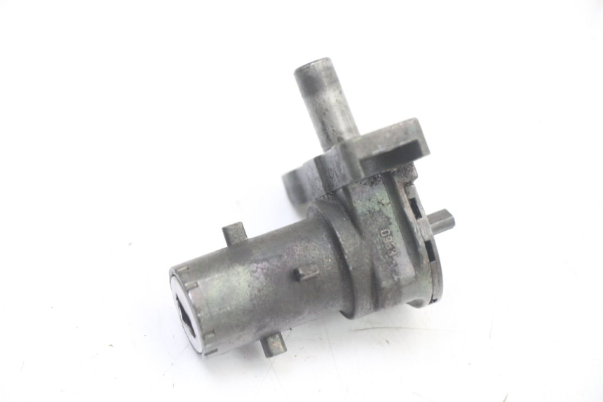 photo de KIT SERRATURE BMW C1 125 (2000 - 2003) - Altra angolazione